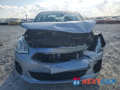Piąte zdjęcie samochodu w środku: 2018 MITSUBISHI MIRAGE G4 ES VIN:ML32F3FJ2JHF16006 - miniatura