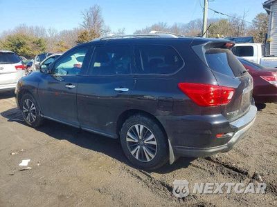 Drugie zdjęcie samochodu z przodu: 2017 NISSAN PATHFINDER S VIN:5N1DR2MM7HC680131 - miniatura