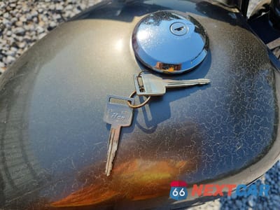 Zdjęcie 8 z 9 samochodu: 2012 SUZUKI TU250 X VIN:JS1NJ4CA9C2101068 - miniatura