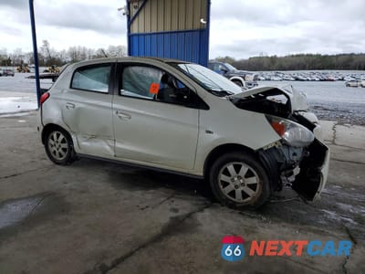 Czwarte zdjęcie samochodu z boku: 2015 MITSUBISHI MIRAGE ES VIN:ML32A4HJ7FH043094 - miniatura