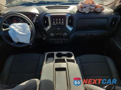 Zdjęcie 8 z 12 samochodu: 2024 CHEVROLET SILVERADO K1500 TRAIL BOSS CUSTOM VIN:3GCUDCED6RG388931 - miniatura