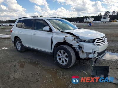 Czwarte zdjęcie samochodu z boku: 2011 TOYOTA HIGHLANDER SE VIN:5TDZK3EH8BS035323 - miniatura