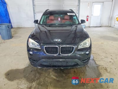 Piąte zdjęcie samochodu w środku: 2015 BMW X1 XDRIVE28I VIN:WBAVL1C57FVY29229 - miniatura
