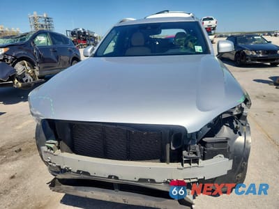 Piąte zdjęcie samochodu w środku: 2018 VOLVO XC90 T6 VIN:YV4A22PK4J1372452 - miniatura