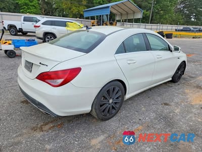 Trzecie zdjęcie samochodu z tyłu: 2017 MERCEDES-BENZ CLA 250 4MATIC VIN:WDDSJ4GB6HN450731 - miniatura