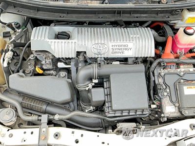 Zdjęcie 7 z 10 samochodu: 2014 TOYOTA PRIUS TWO VIN:JTDKN3DU3E0390320 - miniatura