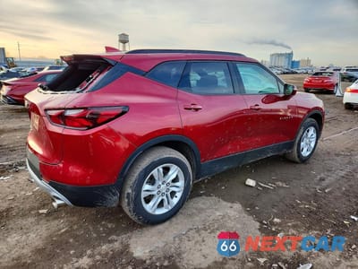 Trzecie zdjęcie samochodu z tyłu: 2021 CHEVROLET BLAZER 2LT VIN:3GNKBHRS5MS562522 - miniatura