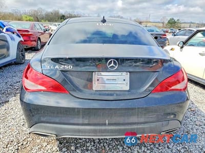 Zdjęcie 6 z 11 samochodu: 2018 MERCEDES-BENZ CLA 250 VIN:WDDSJ4EB4JN658874 - miniatura