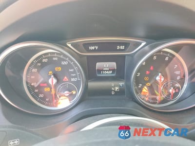 Zdjęcie 9 z 12 samochodu: 2019 MERCEDES-BENZ CLA 250 VIN:WDDSJ4EB8KN736817 - miniatura