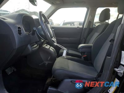 Zdjęcie 7 z 13 samochodu: 2014 JEEP PATRIOT LATITUDE VIN:1C4NJPFA0ED563299 - miniatura