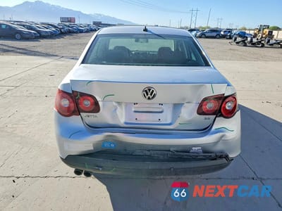 Zdjęcie 6 z 11 samochodu: 2008 VOLKSWAGEN JETTA SE VIN:3VWRM71K88M036366 - miniatura