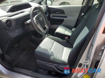 Zdjęcie 7 z 12 samochodu: 2012 TOYOTA PRIUS C TWO VIN:JTDKDTB34C1526975 - miniatura