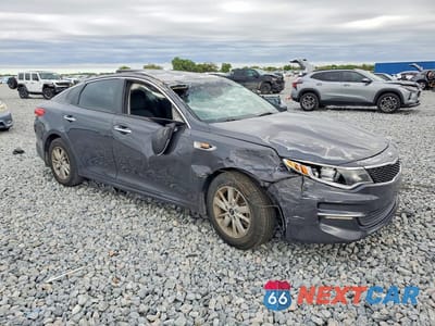 Czwarte zdjęcie samochodu z boku: 2017 KIA OPTIMA LX VIN:5XXGT4L36HG169971 - miniatura
