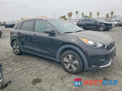 Czwarte zdjęcie samochodu z boku: 2019 KIA NIRO LX VIN:KNDCB3LCXK5350787 - miniatura
