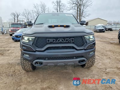 Piąte zdjęcie samochodu w środku: 2021 RAM 1500 TRX VIN:1C6SRFU90MN902898 - miniatura