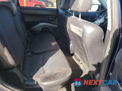 Zdjęcie 11 z 15 samochodu: 2011 MITSUBISHI OUTLANDER SE VIN:JA4JT3AW5BU036921 - miniatura