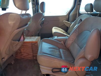 Zdjęcie 11 z 13 samochodu: 2002 CHRYSLER TOWN & COUNTRY LIMITED VIN:2C8GP64L12R670620 - miniatura