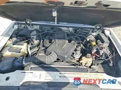 Zdjęcie 12 z 13 samochodu: 1998 FORD EXPLORER VIN:1FMZU32E5WUA29335 - miniatura