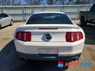 Zdjęcie 6 z 11 samochodu: 2011 FORD MUSTANG GT VIN:1ZVBP8CF5B5122360 - miniatura