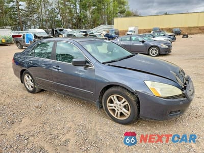 Czwarte zdjęcie samochodu z boku: 2007 HONDA ACCORD EX VIN:1HGCM567X7A114466 - miniatura