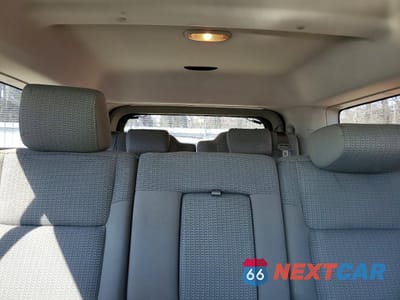 Zdjęcie 10 z 13 samochodu: 2006 JEEP COMMANDER VIN:1J8HG48NX6C155886 - miniatura