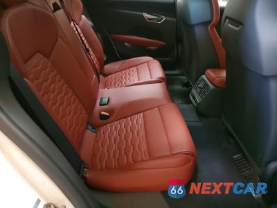 Zdjęcie 10 z 13 samochodu: 2022 AUDI E-TRON GT PRESTIGE VIN:WAUDJBFW9N7003898 - miniatura