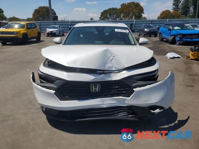 Piąte zdjęcie samochodu w środku: 2024 HONDA ACCORD EX VIN:1HGCY1F3XRA029737 - miniatura