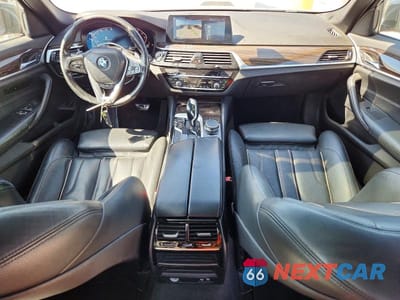 Zdjęcie 8 z 11 samochodu: 2020 BMW 530 I VIN:WBAJR3C01LWW59713 - miniatura