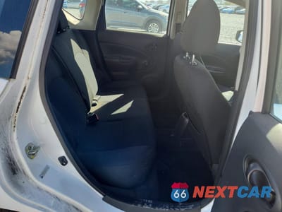 Zdjęcie 10 z 12 samochodu: 2017 NISSAN VERSA NOTE S PLUS VIN:3N1CE2CP9HL372828 - miniatura