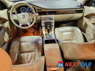 Zdjęcie 8 z 11 samochodu: 2010 VOLVO S80 3.2 VIN:YV1982AS9A1125810 - miniatura