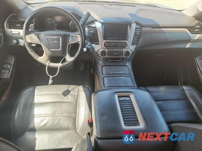Zdjęcie 8 z 13 samochodu: 2019 GMC YUKON DENALI VIN:1GKS2CKJ7KR216506 - miniatura