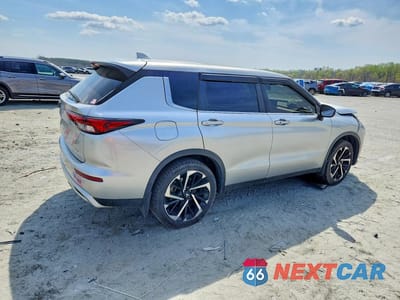 Trzecie zdjęcie samochodu z tyłu: 2022 MITSUBISHI OUTLANDER SE VIN:JA4J3UA82NZ011800 - miniatura