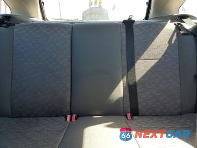 Zdjęcie 10 z 14 samochodu: 2004 FORD FOCUS ZX5 VIN:3FAFP37Z74R110972 - miniatura