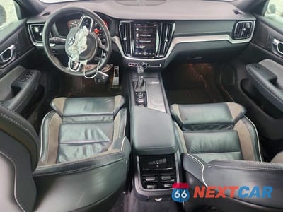 Zdjęcie 8 z 13 samochodu: 2020 VOLVO S60 T6 R-DESIGN VIN:7JRA22TM4LG046761 - miniatura