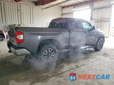 Trzecie zdjęcie samochodu z tyłu: 2016 TOYOTA TUNDRA SR5 VIN:5TFUY5F13GX580370 - miniatura
