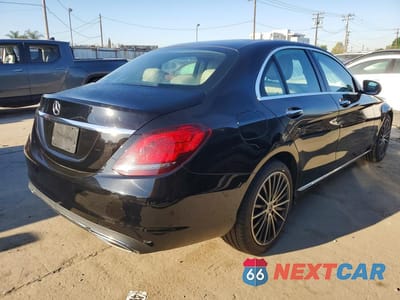 Trzecie zdjęcie samochodu z tyłu: 2020 MERCEDES-BENZ C 300 VIN:W1KWF8DB2LR598262 - miniatura