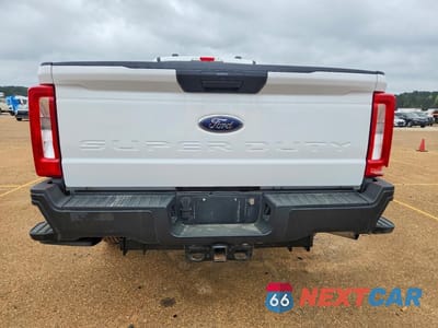 Zdjęcie 6 z 11 samochodu: 2023 FORD F250 SUPER DUTY VIN:1FT8X2AA2PEC78686 - miniatura