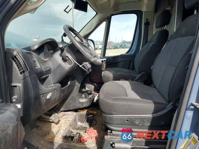Zdjęcie 7 z 13 samochodu: 2019 RAM PROMASTER 3500 DELIVERY VAN VIN:3C6URVJG4KE556085 - miniatura