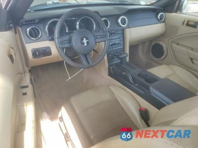 Zdjęcie 8 z 13 samochodu: 2005 FORD MUSTANG VIN:1ZVFT84N755225299 - miniatura