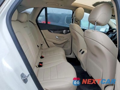 Zdjęcie 10 z 12 samochodu: 2018 MERCEDES-BENZ GLC 300 4MATIC VIN:WDC0G4KB7JV043721 - miniatura