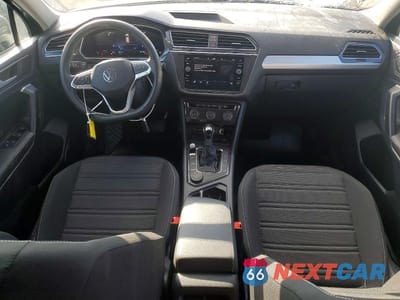 Zdjęcie 8 z 13 samochodu: 2024 VOLKSWAGEN TIGUAN S VIN:3VVFB7AX1RM184711 - miniatura
