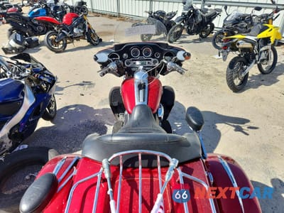 Zdjęcie 6 z 9 samochodu: 2013 HARLEY-DAVIDSON FLHTCUTG TRI GLIDE ULTRA CLASSIC VIN:1HD1MAM11DB853937 - miniatura