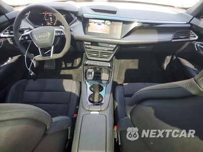 Zdjęcie 8 z 11 samochodu: 2023 AUDI E-TRON GT PREMIUM PLUS VIN:WAUCJBFW2P7005913 - miniatura