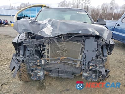 Piąte zdjęcie samochodu w środku: 2019 RAM 1500 CLASSIC TRADESMAN VIN:1C6RR7FG3KS502879 - miniatura