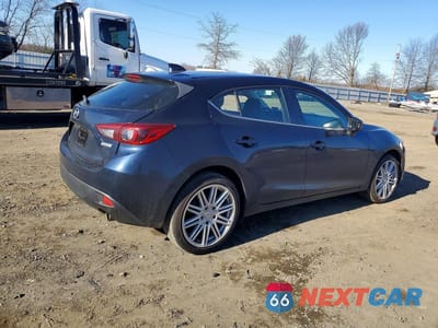 Trzecie zdjęcie samochodu z tyłu: 2014 MAZDA 3 TOURING VIN:JM1BM1L30E1211807 - miniatura