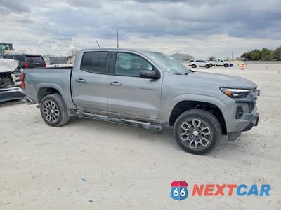 Czwarte zdjęcie samochodu z boku: 2023 CHEVROLET COLORADO LT VIN:1GCPSCEK8P1234993 - miniatura