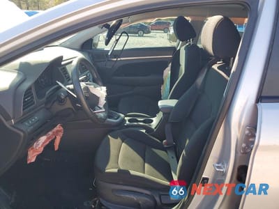 Zdjęcie 7 z 12 samochodu: 2019 HYUNDAI ELANTRA VALUE EDITION VIN:5NPD84LFXKH460564 - miniatura