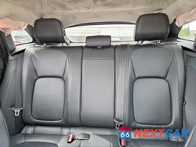 Zdjęcie 10 z 13 samochodu: 2019 JAGUAR F-PACE PREMIUM VIN:SADCJ2FX3KA610261 - miniatura