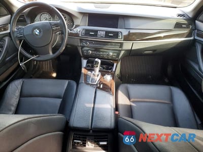 Zdjęcie 8 z 11 samochodu: 2013 BMW 528 XI VIN:WBAXH5C56DDW12467 - miniatura