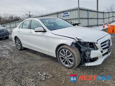 Czwarte zdjęcie samochodu z boku: 2015 MERCEDES-BENZ C 300 4MATIC VIN:55SWF4KBXFU082150 - miniatura